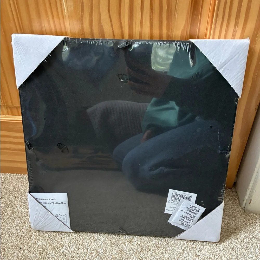 Studio Decor Gray T-Shirt Display Frame